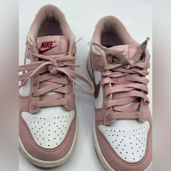 Nike Low Dunk Pink Velvet Sneakers kids 3.5 Y - Picture 4 of 8
